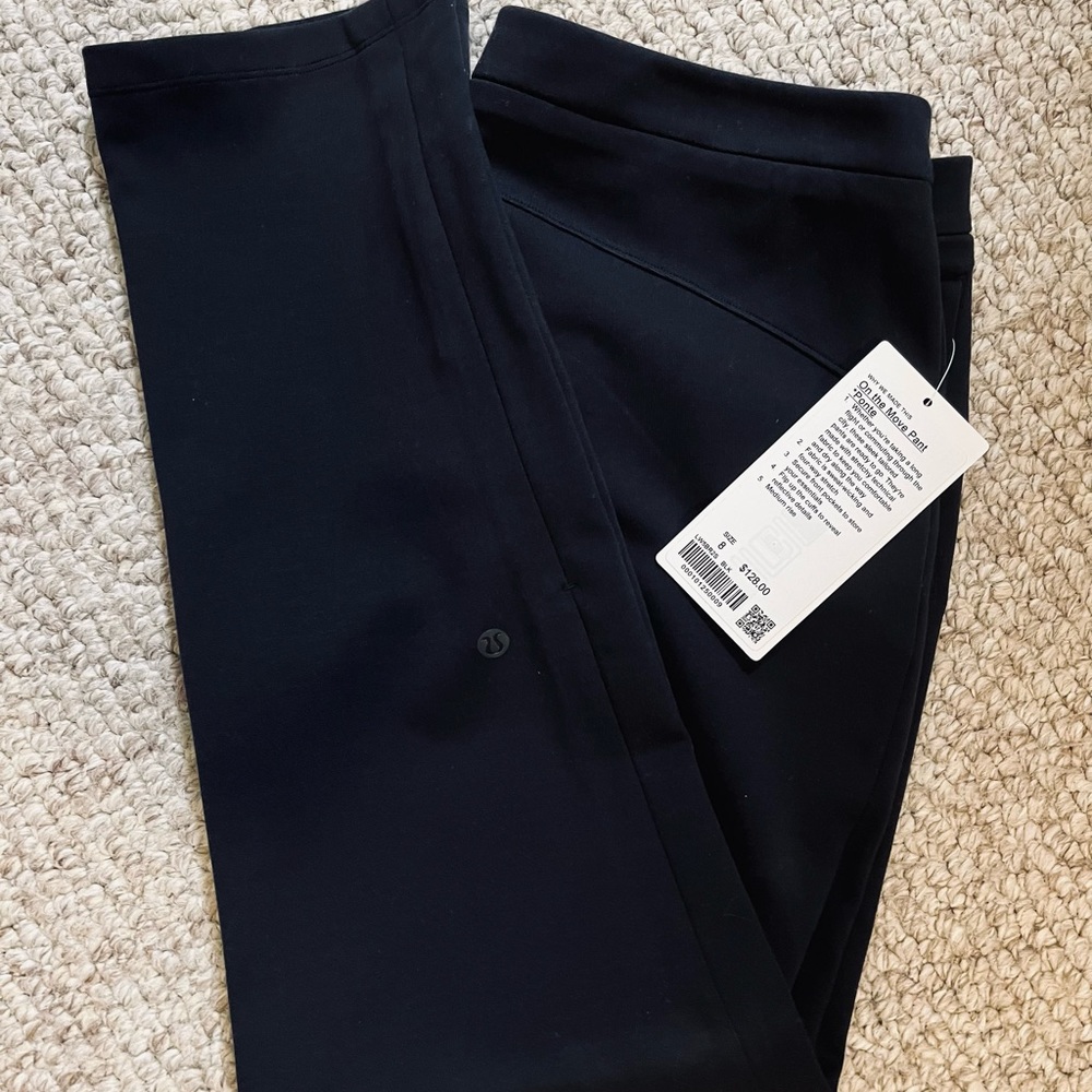 *NWT* Lululemon On the Move Pant - Ponte